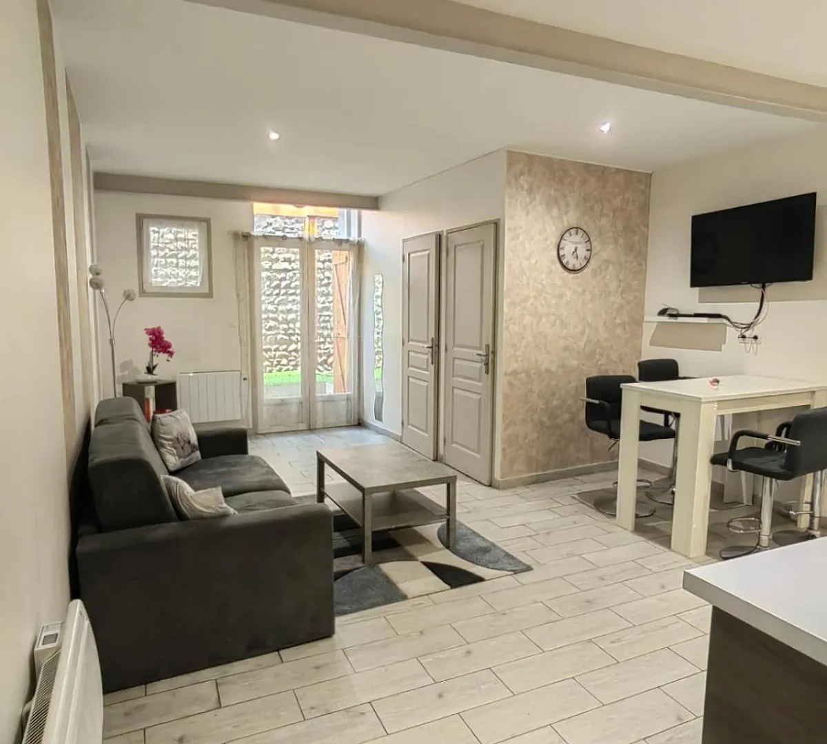Appartement A Valence Apartmán